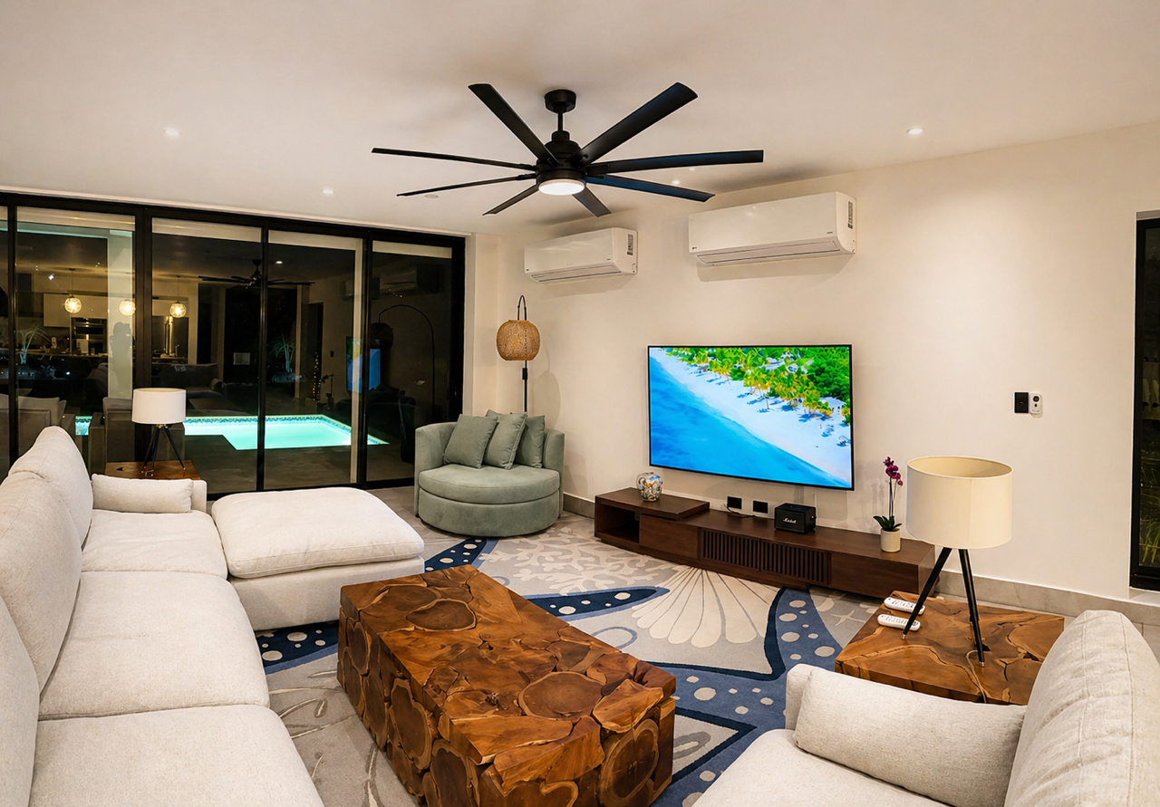 Living Room photo 5